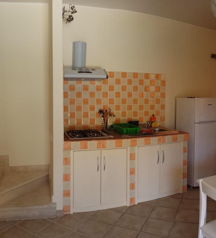 La Casa Felice Appartamenti Chia Pokój zdjęcie