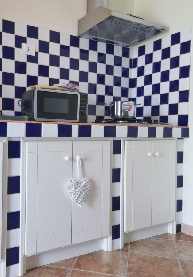 La Casa Felice Appartamenti Chia Zewnętrze zdjęcie
