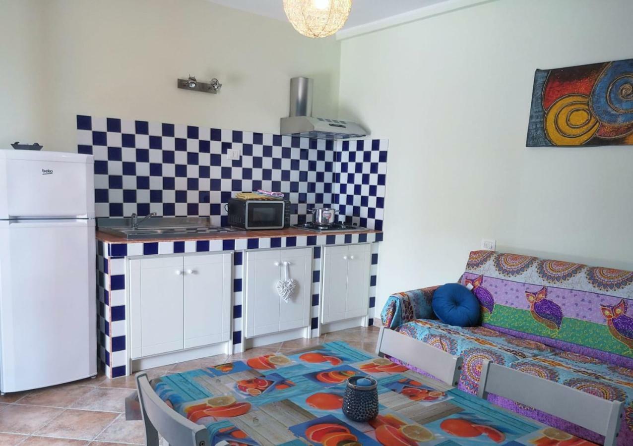 La Casa Felice Appartamenti Chia Zewnętrze zdjęcie